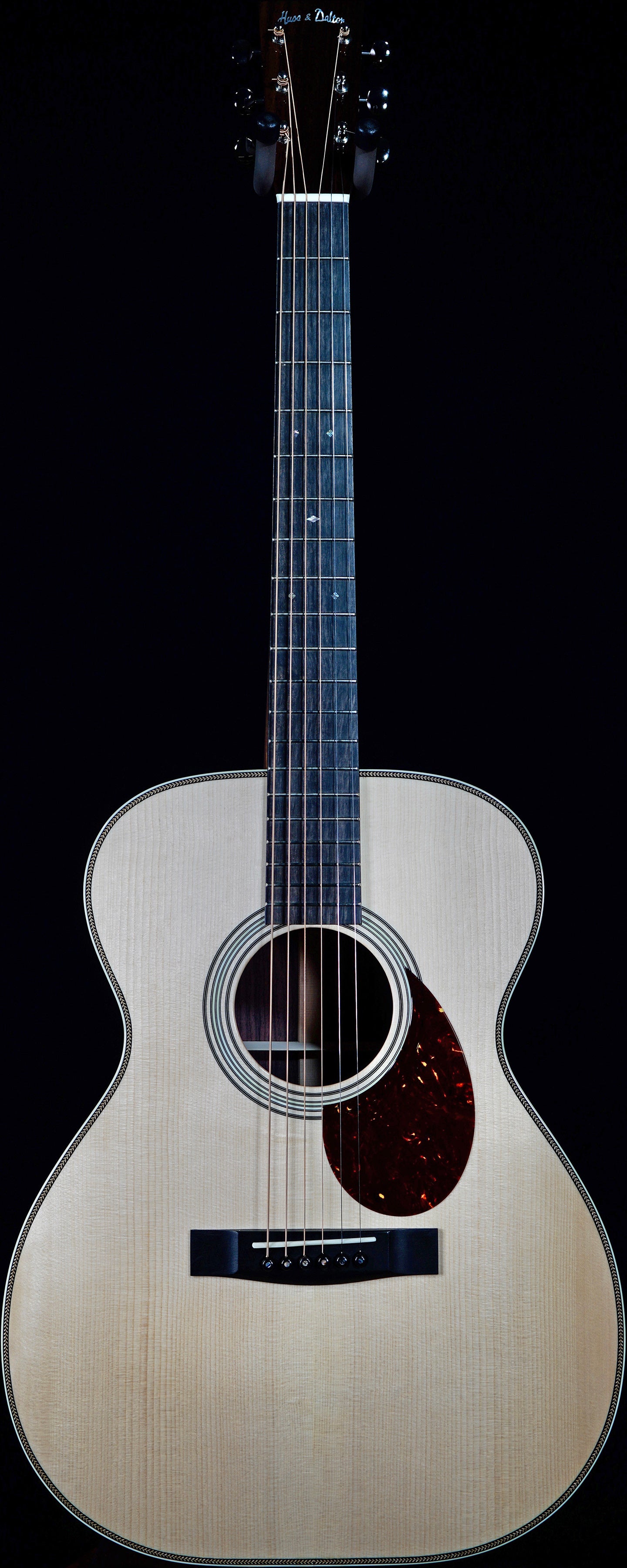 TOM-R – StayGoldGuitars